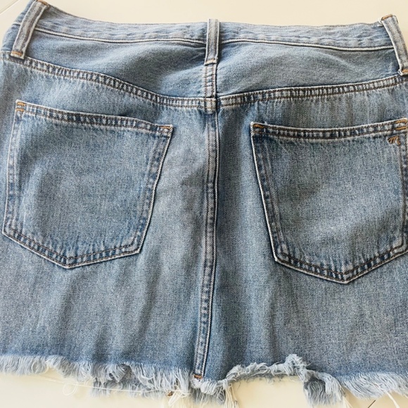 Madewell  Sz 27 Rigid Denim A-Line Mini Skirt in Lakeline Wash: Eco Edition - Picture 6 of 6